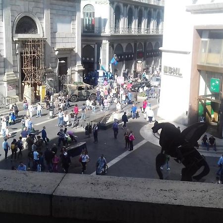 Toledo Street B&B Napoli Bagian luar foto