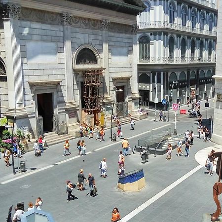 Toledo Street B&B Napoli Bagian luar foto