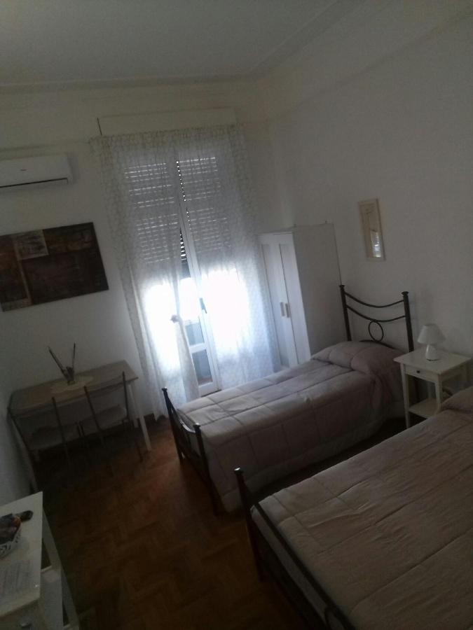 Toledo Street B&B Napoli Bagian luar foto