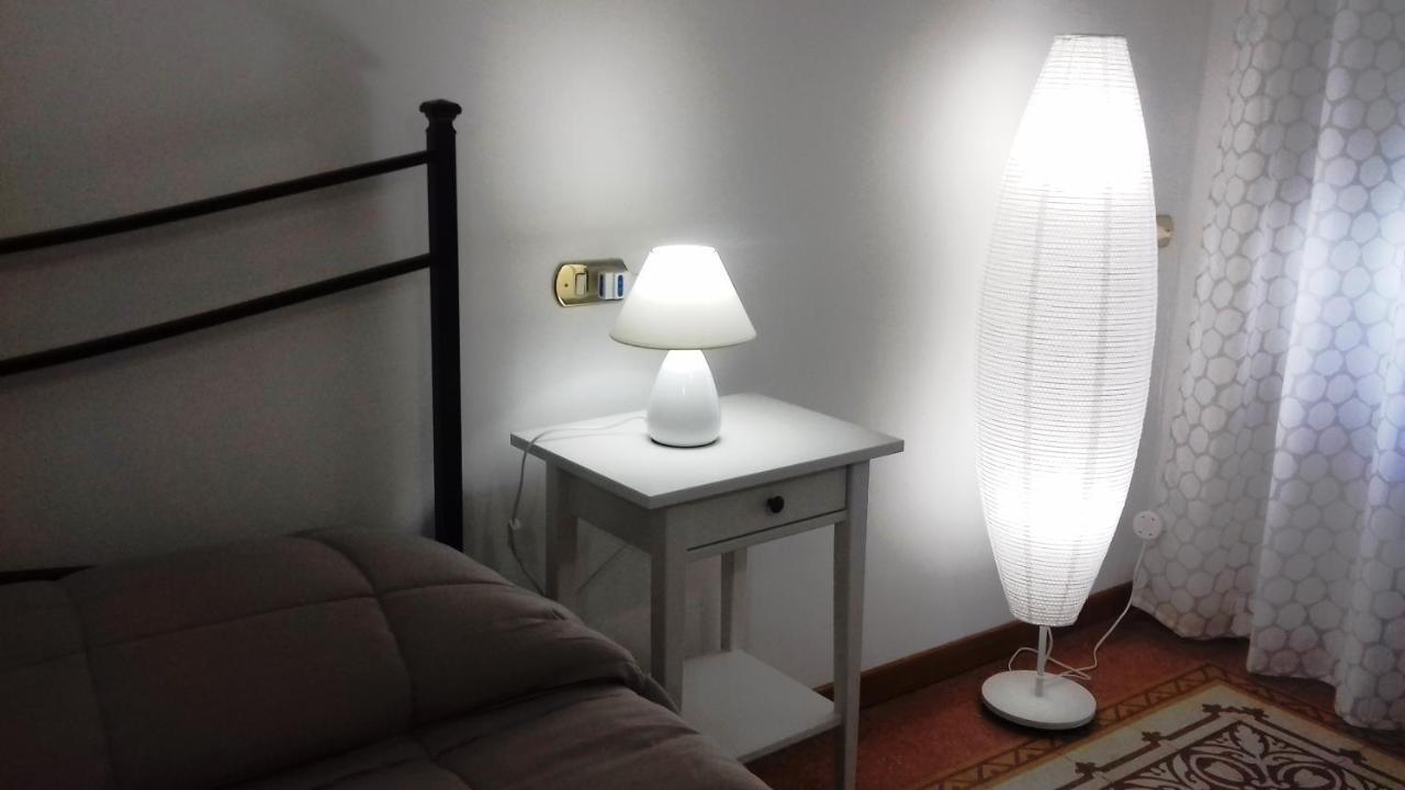 Toledo Street B&B Napoli Bagian luar foto