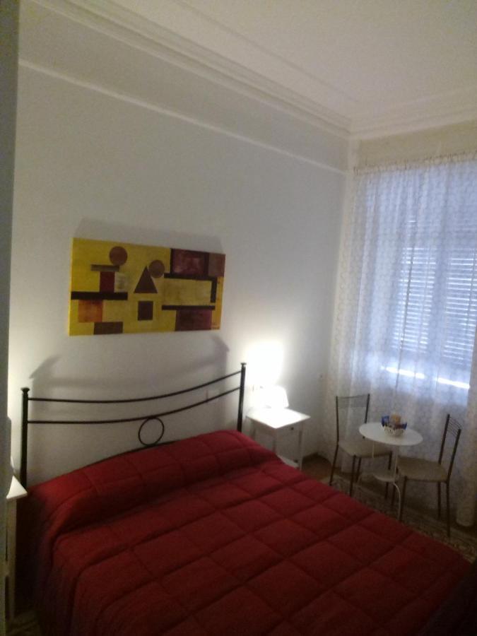 Toledo Street B&B Napoli Bagian luar foto